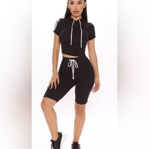 Fashion Nova Black Tennis Court Short Sleeve Top And Biker Shorts Set S